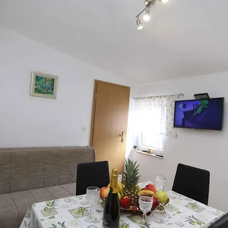 In - Insel Krk 45794 Holiday home *